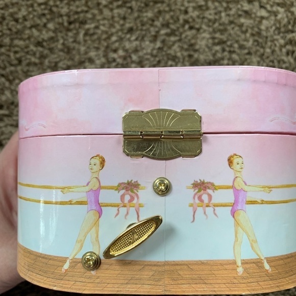 Ballerina Jewelry Box for Girls - Picture 6 of 7